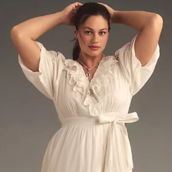 Brand New Love the Label Short-Sleeve Ruffled Tiered Wrap Maxi Dress - Picture 6 of 16